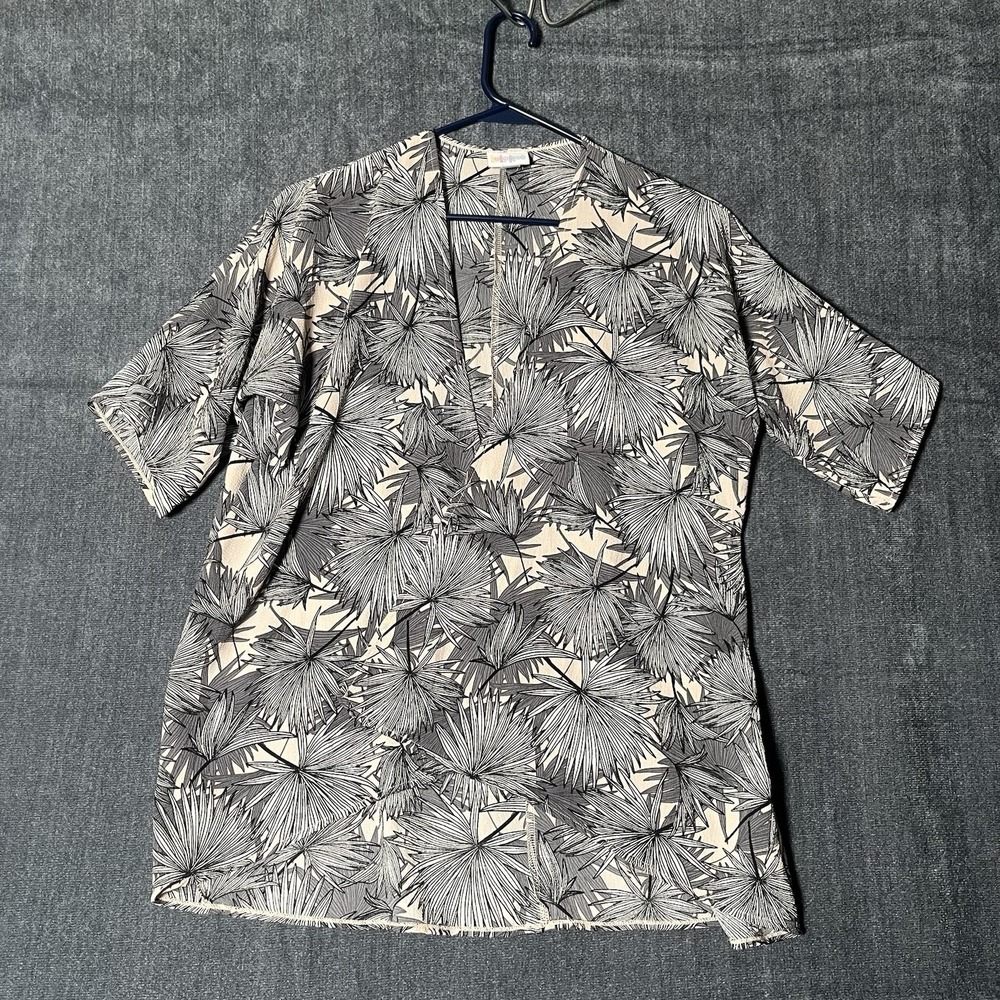 LuLaRoe Bianka Kimono Top Size 3 Women XL 2XL Cardigan Shrug Gray Palm Leaf Open